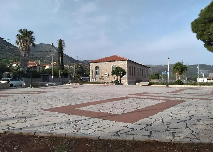 Aspasia House Tatil Evi Oítilon