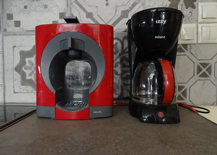 Aspasia House Oítilon